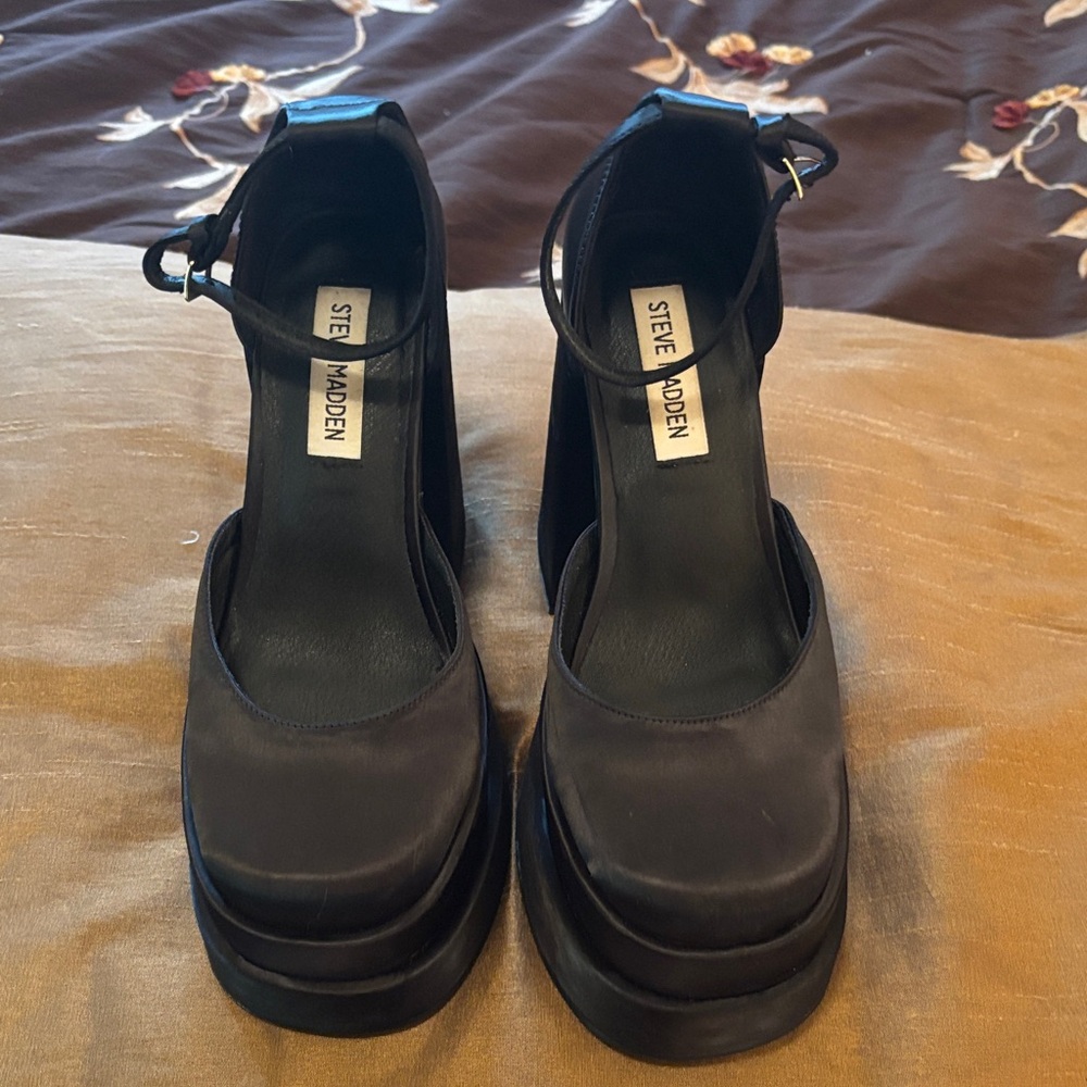 Steve Madden Black Platform Heels